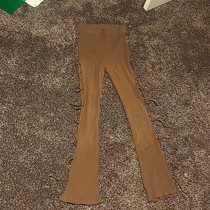 Cute tie up pants.Good for events!